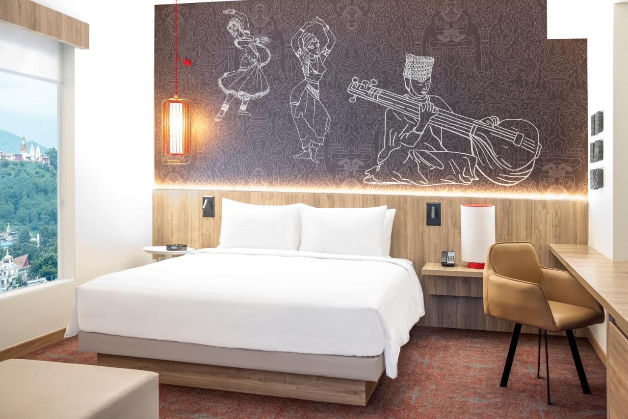 Hyatt Centric Soalteemode Kathmandu Hotel Екстериор снимка