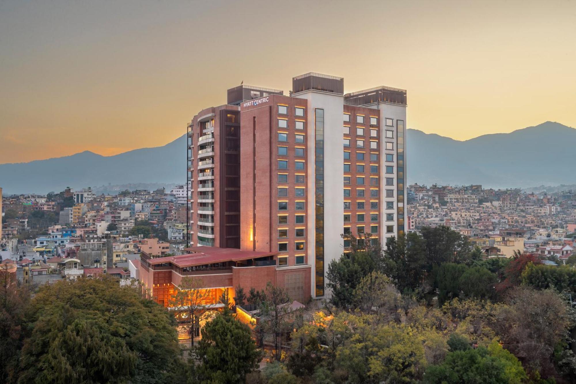Hyatt Centric Soalteemode Kathmandu Hotel Екстериор снимка
